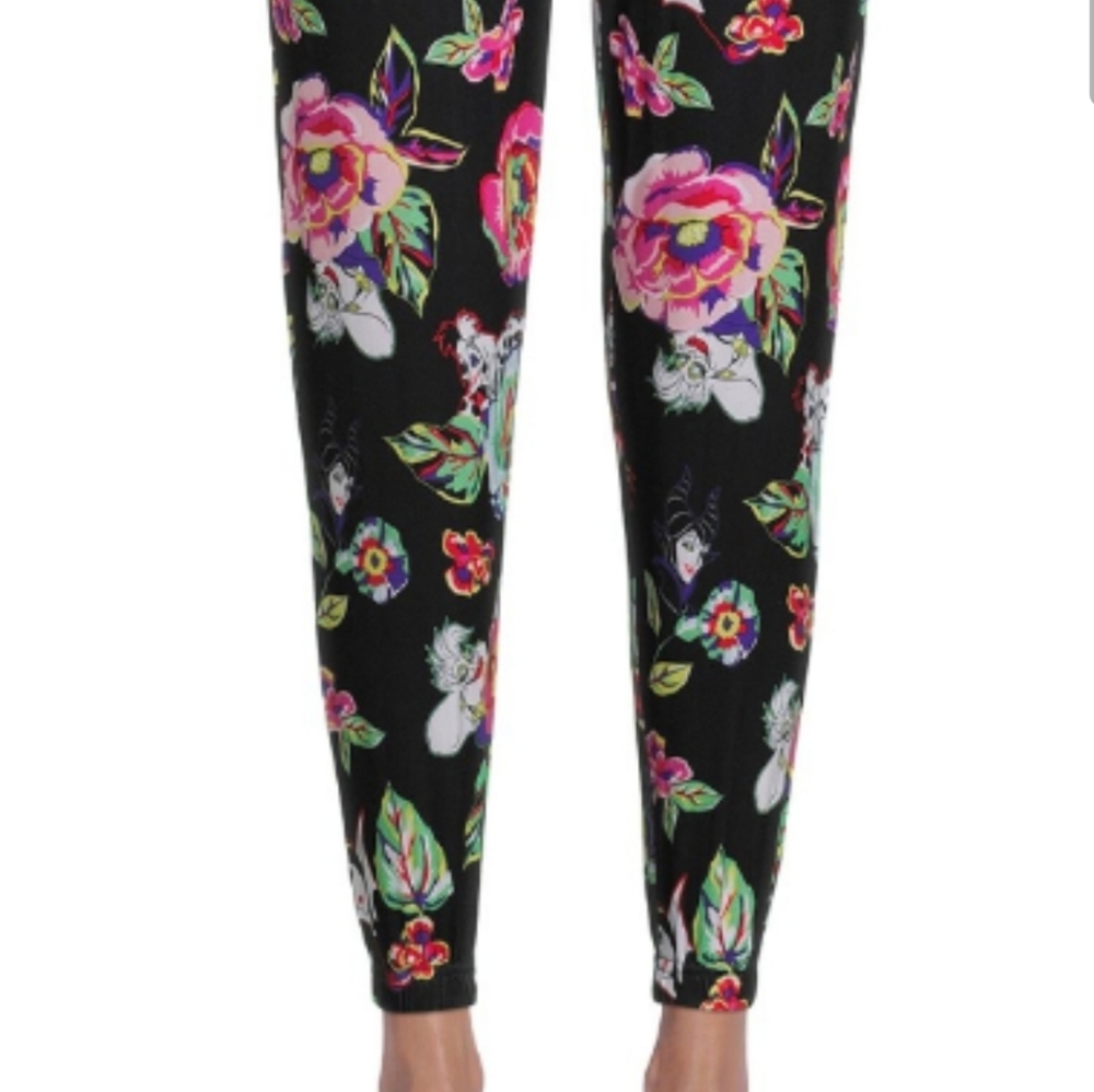 Disney Villains Ladies Sleep Jogger Pants with pockets. NWT - Picture 2 of 4